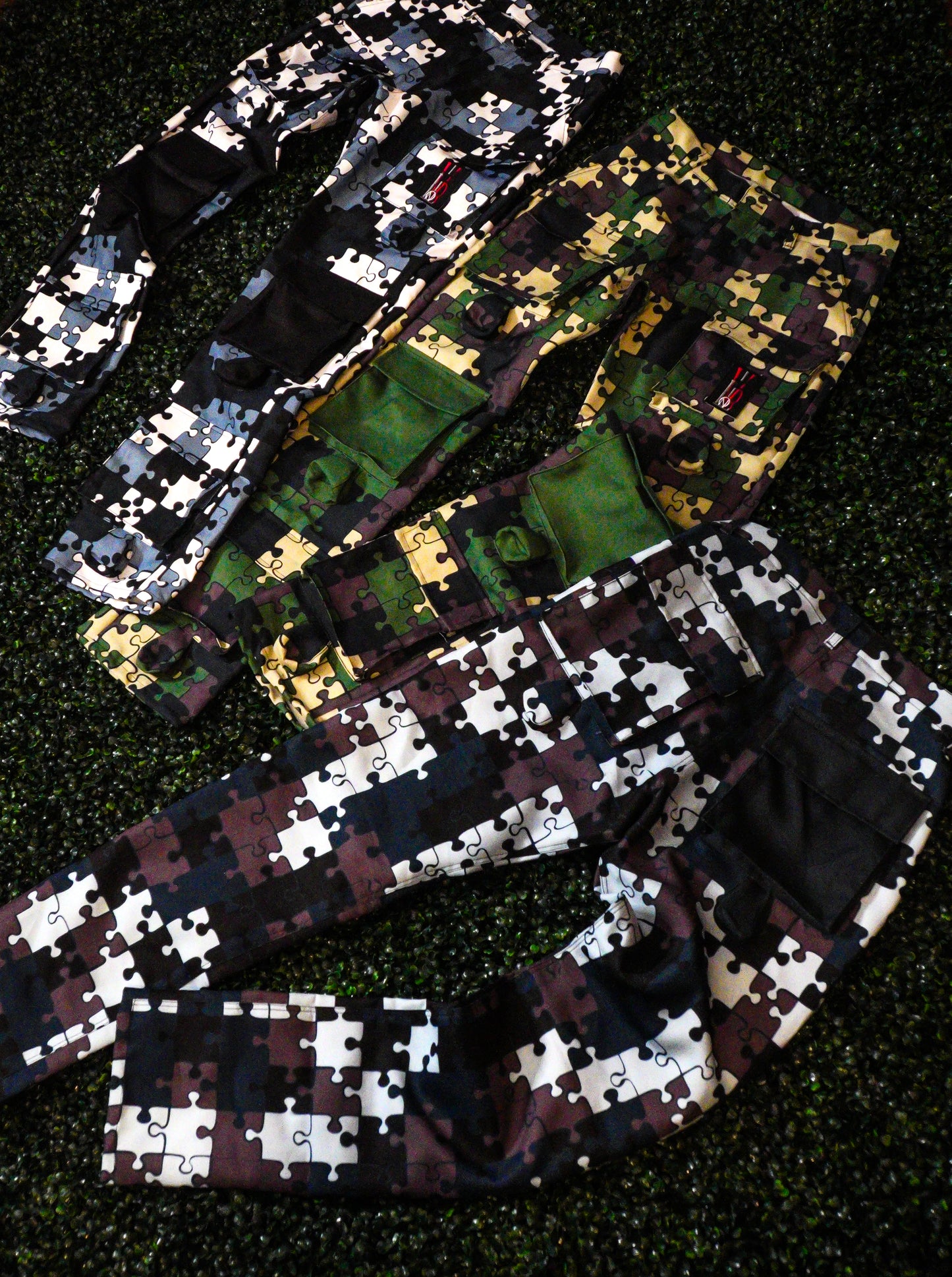 Puzzled Camos